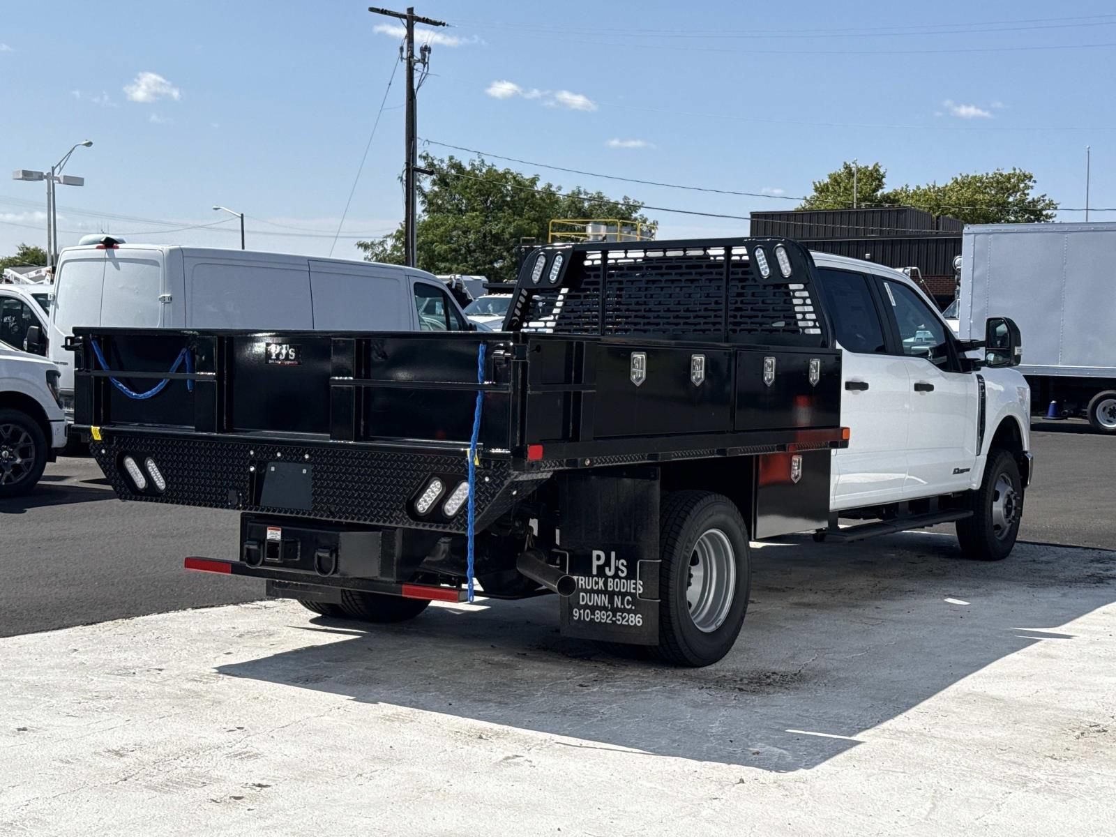 New 2026 Ford F350 XL w/ XL Chrome Package AWD/4WD image 3