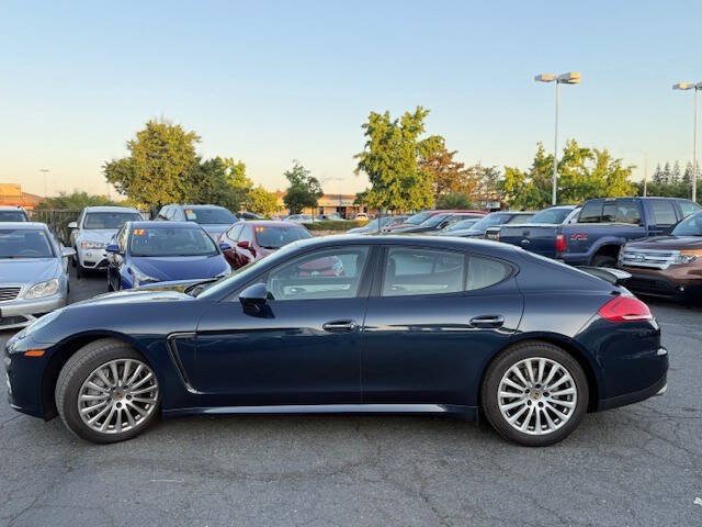 Used 2014 Porsche Panamera 4 AWD/4WD image 5
