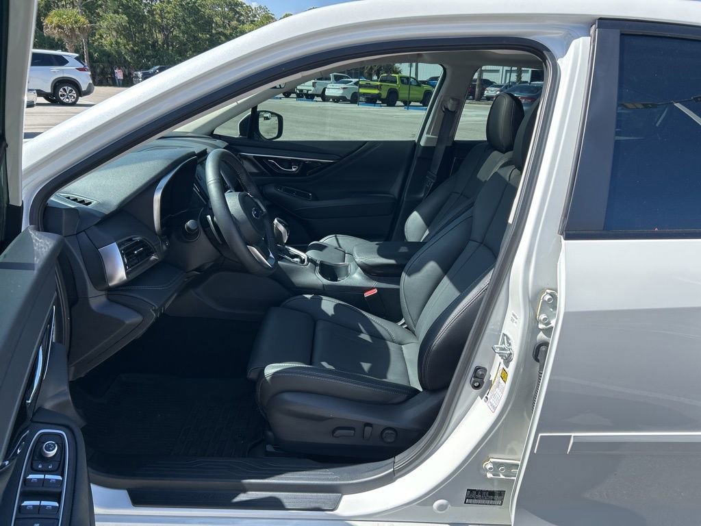Used 2025 Subaru Legacy Limited w/ Popular Package #3 image 16