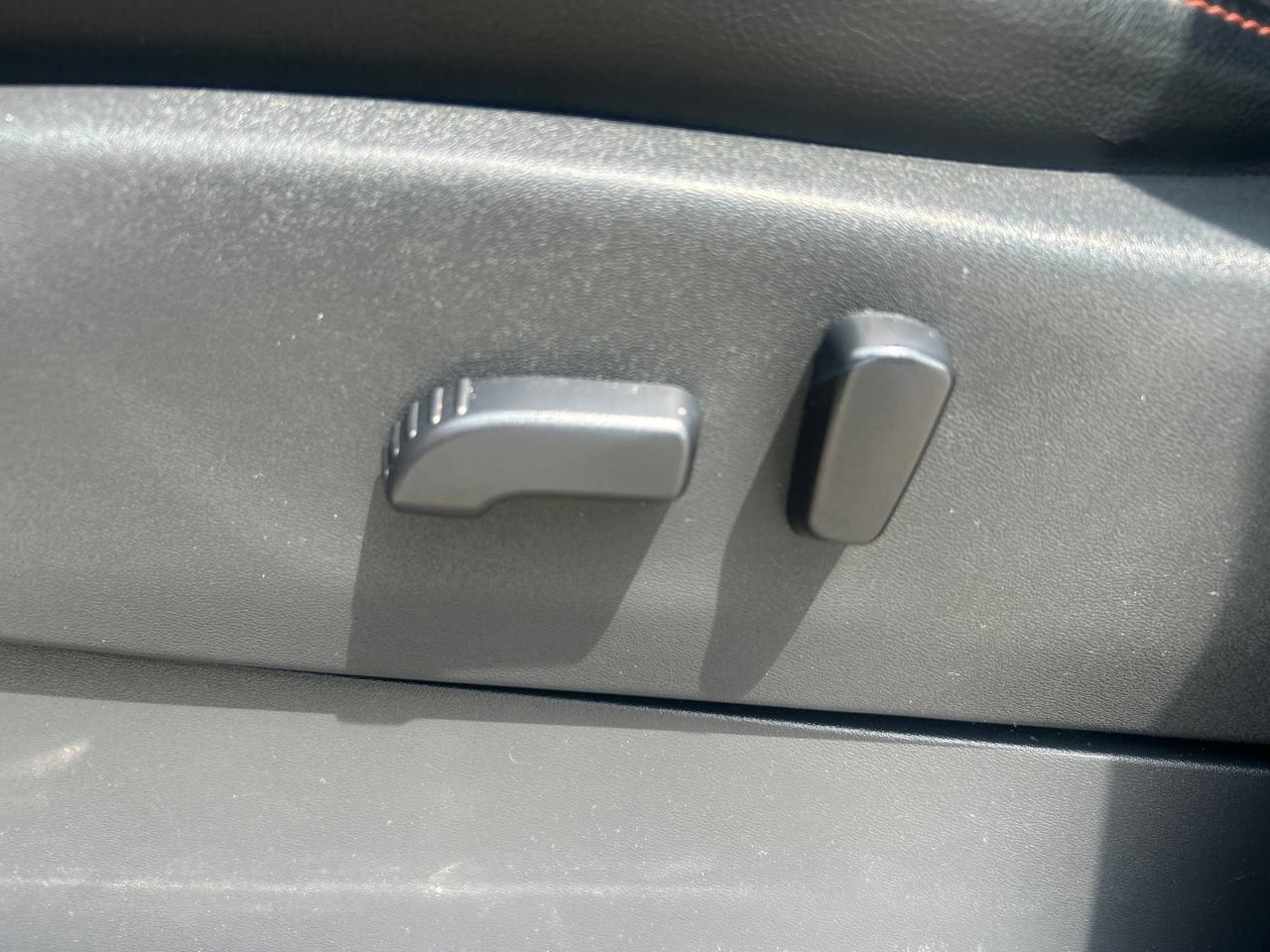 Used 2023 Nissan Frontier PRO-4X AWD/4WD image 18
