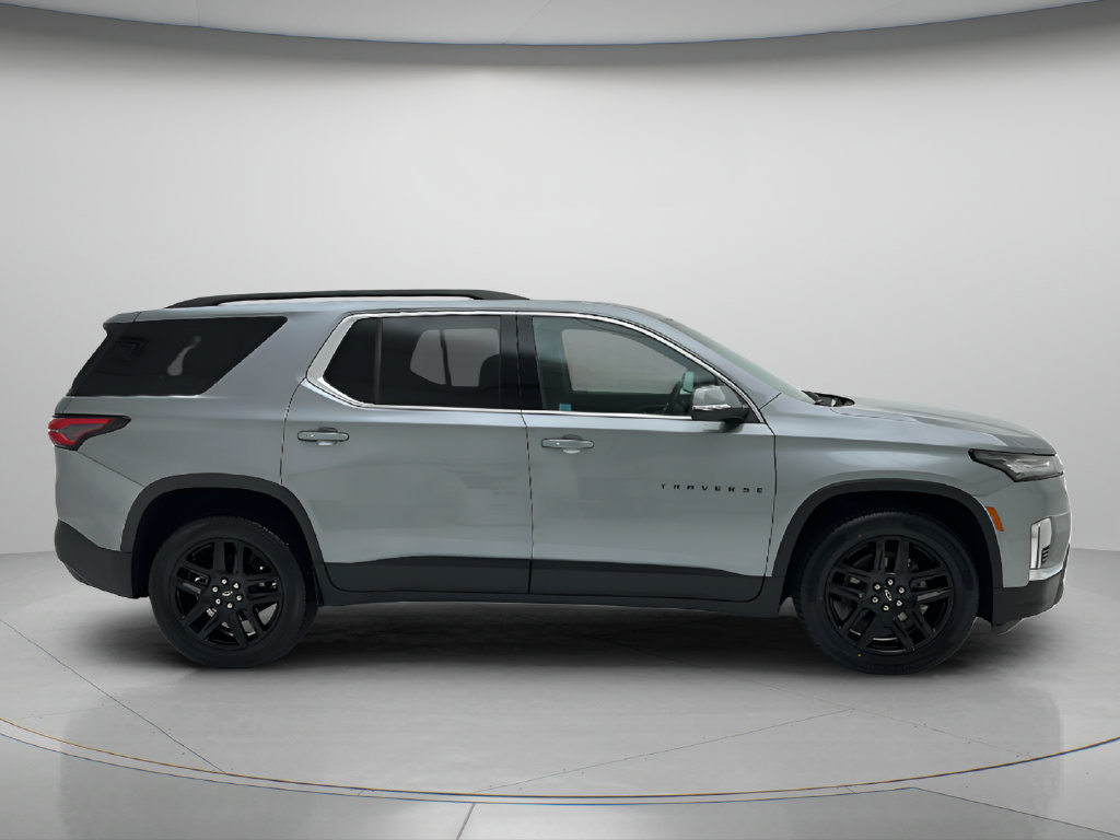 Used 2023 Chevrolet Traverse LT AWD/4WD image 4