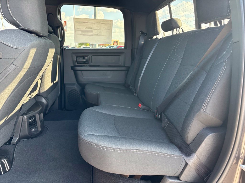 New 2027 RAM 3500 Tradesman AWD/4WD image 25