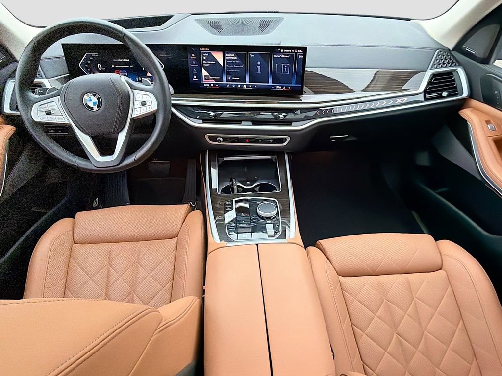 Used 2024 BMW X7 xDrive40i image 17
