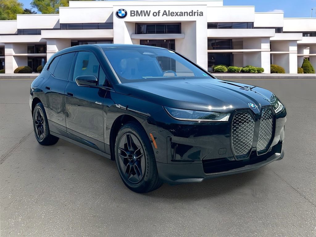 Certified 2024 BMW iX xDrive50 w/ Convenience Package AWD/4WD video 1
