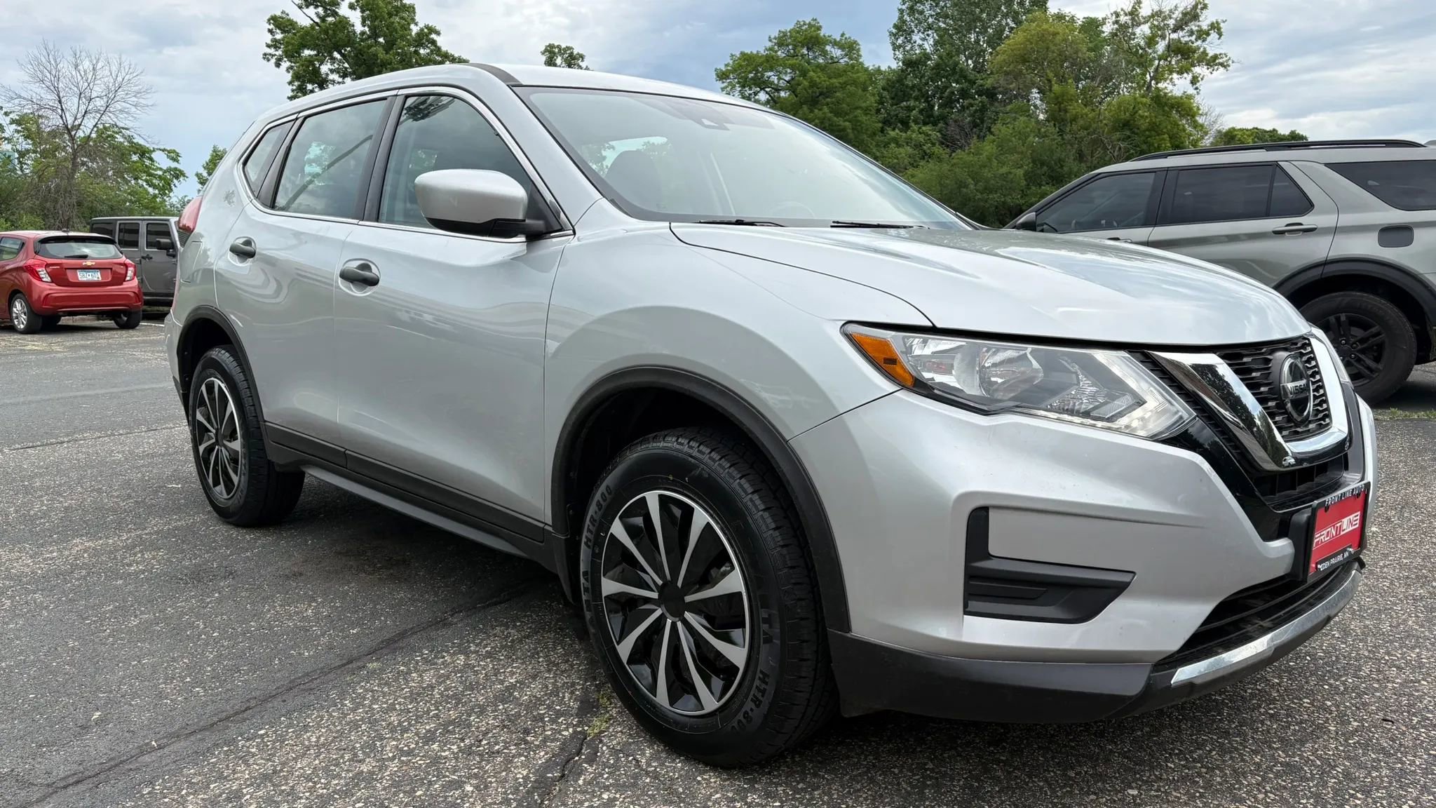 Used 2020 Nissan Rogue S AWD/4WD image 11