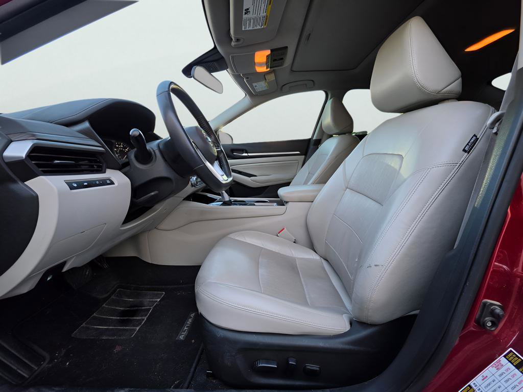 Used 2022 Nissan Altima 2.5 SL FWD image 13