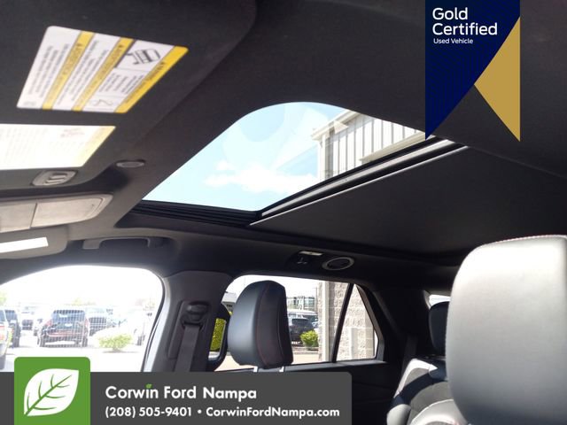 Used 2025 Ford Explorer ST image 25