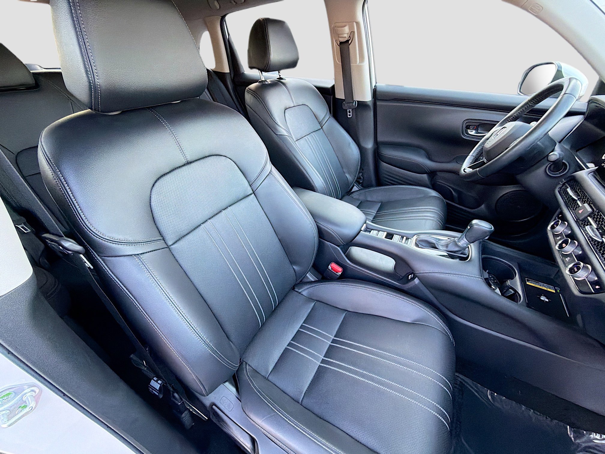 Used 2023 Honda HR-V EX-L image 14