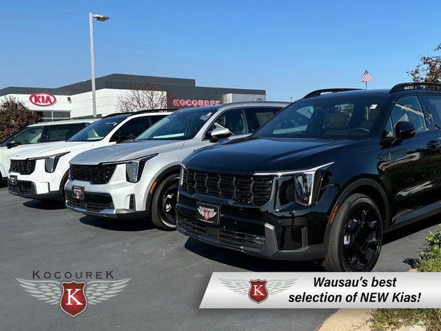 Used 2025 Kia Sorento S image 30