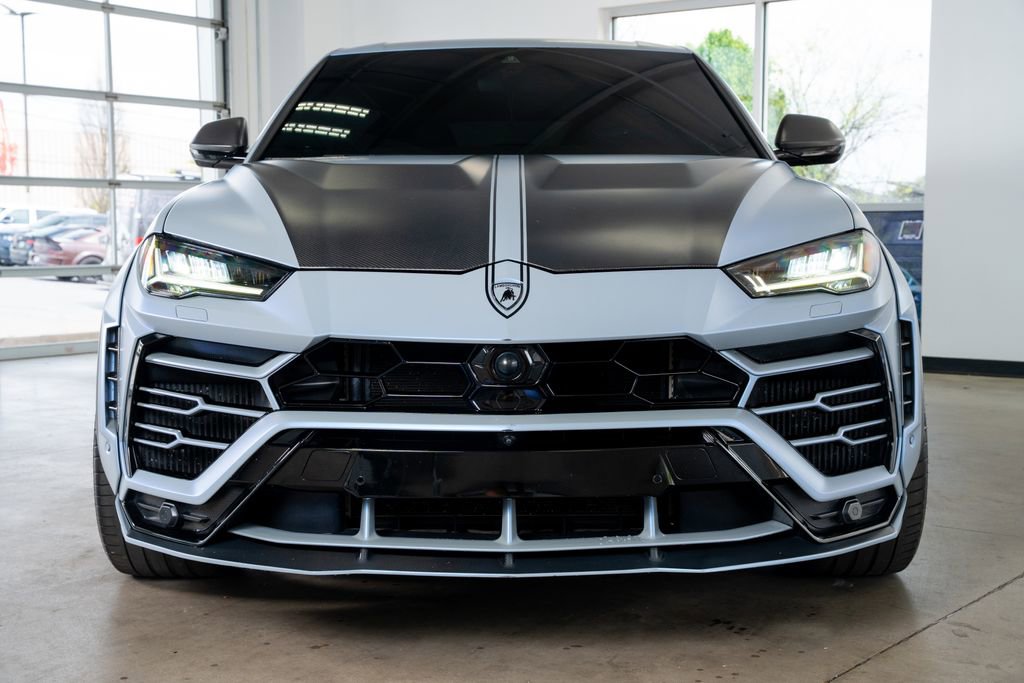 Used 2022 Lamborghini Urus image 3
