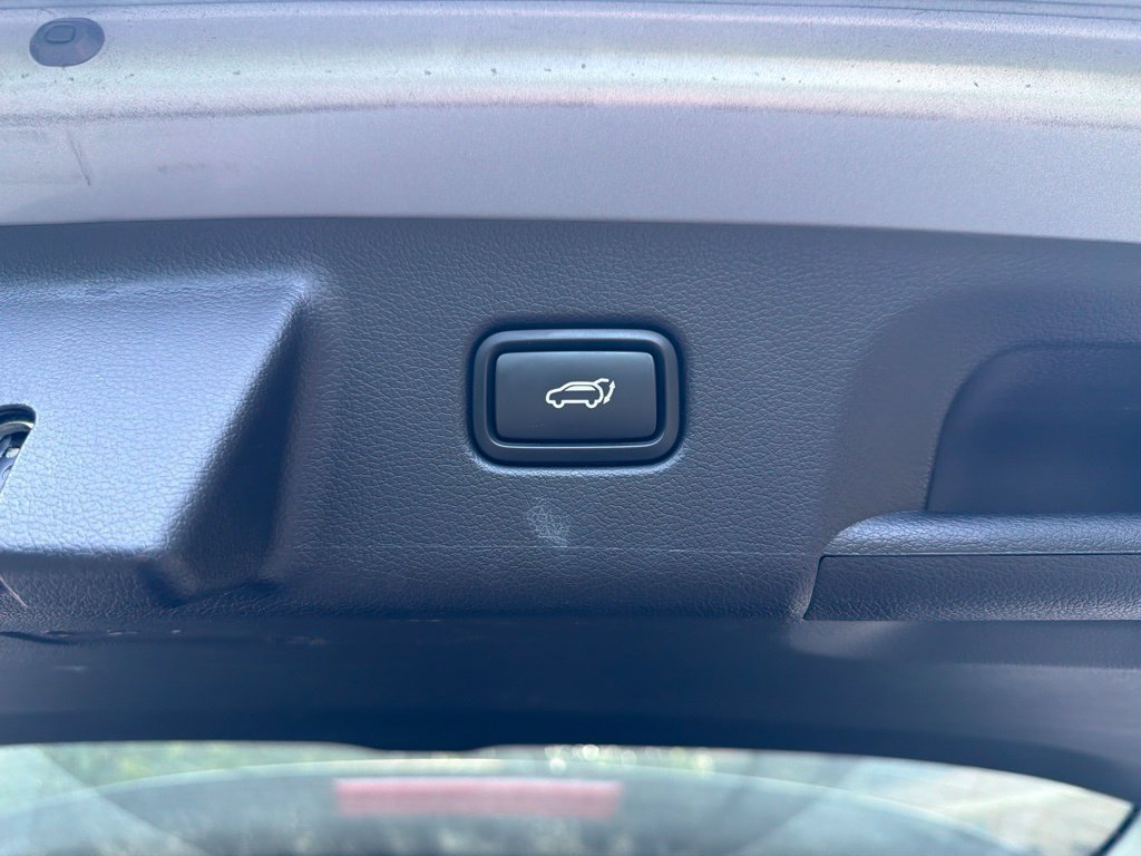 Used 2024 Hyundai Palisade SEL FWD image 22