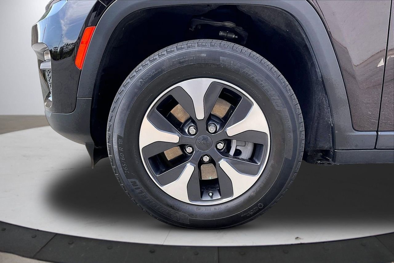 Certified 2022 Jeep Grand Cherokee Limited 4xe AWD/4WD image 35