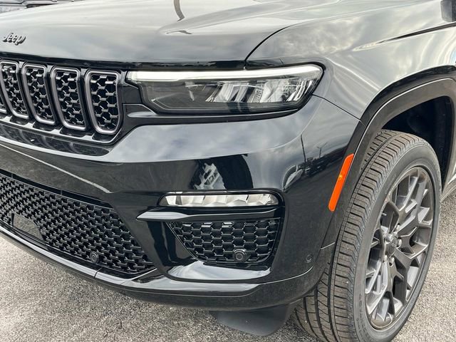 New 2025 Jeep Grand Cherokee Summit w/ Obsidian Package AWD/4WD image 34