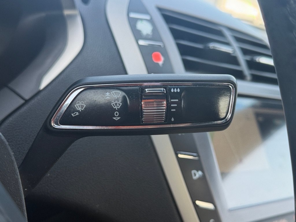 Used 2017 Lincoln MKZ Select w/ Technology Package AWD/4WD image 26