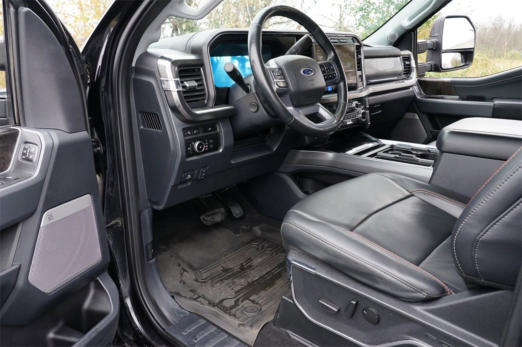 Used 2023 Ford F350 Lariat w/ Lariat Ultimate Package image 13