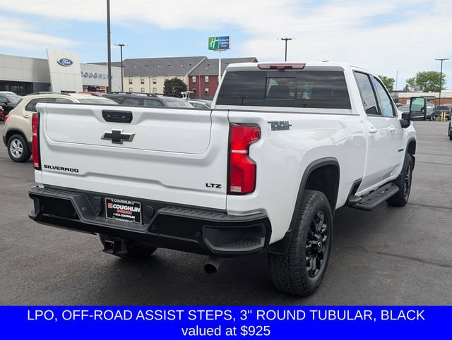 Used 2025 Chevrolet Silverado 3500 LTZ w/ Trail Boss Package AWD/4WD image 8