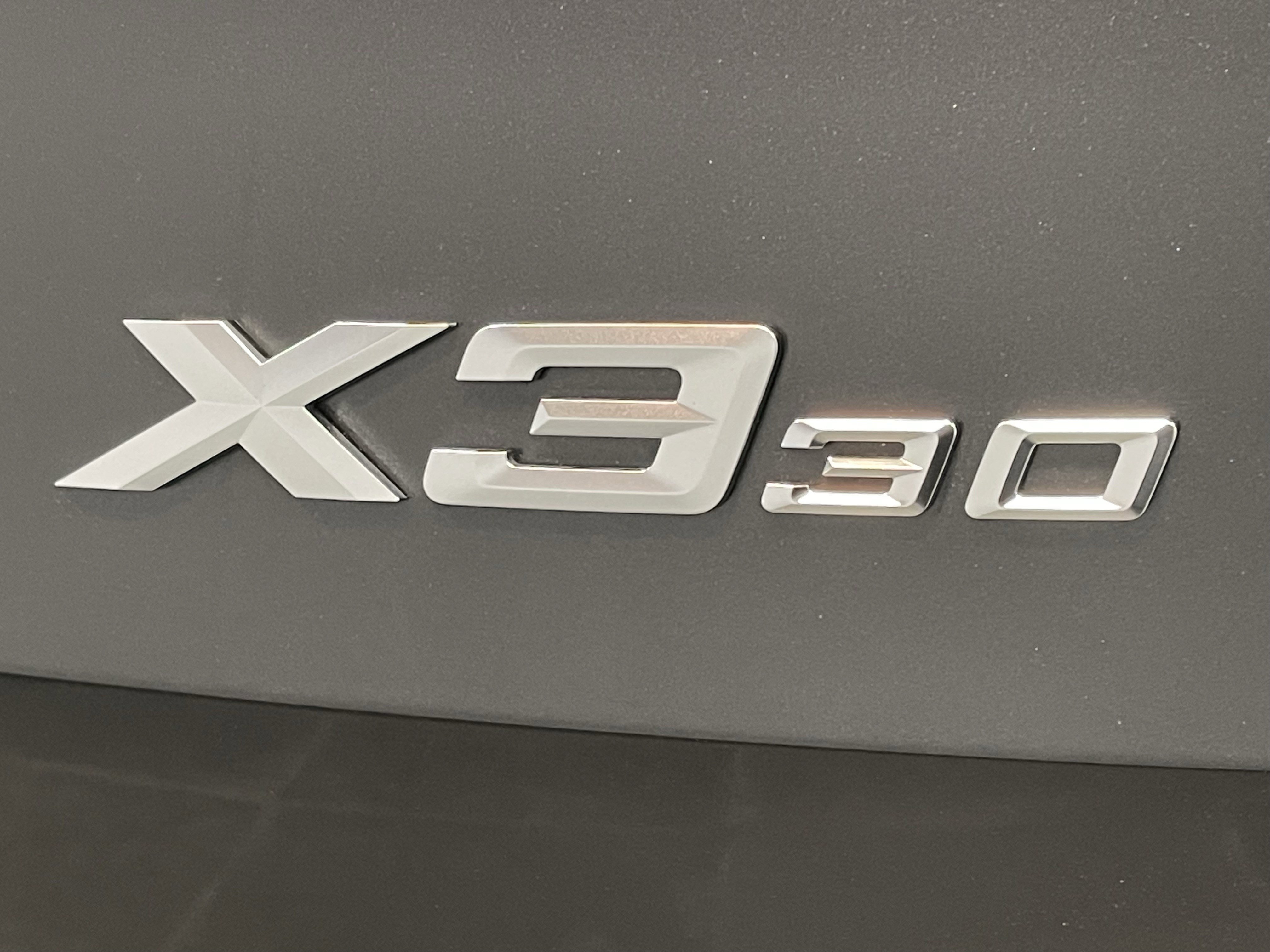 Used 2025 BMW X3 xDrive30i w/ Convenience Package image 24