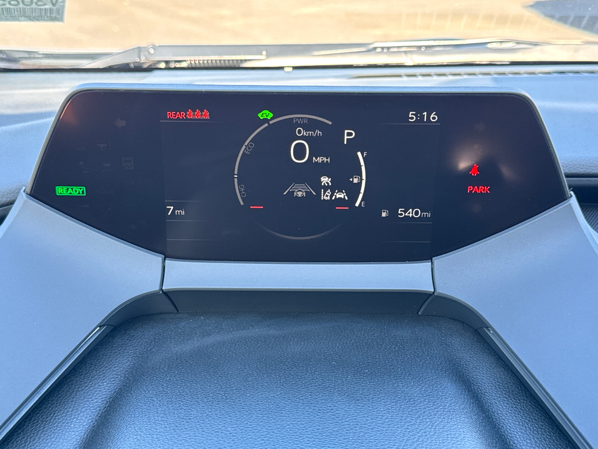 New 2027 Toyota Prius XLE FWD image 32