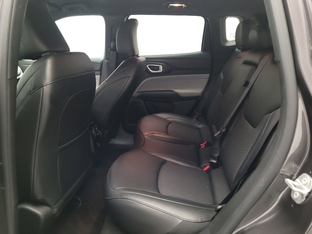 Used 2023 Jeep Compass Latitude AWD/4WD image 18