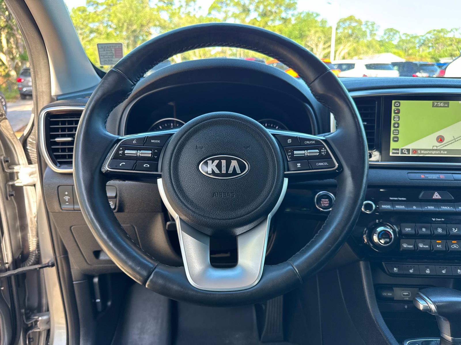 Used 2022 Kia Sportage EX w/ EX Technology Package FWD image 28