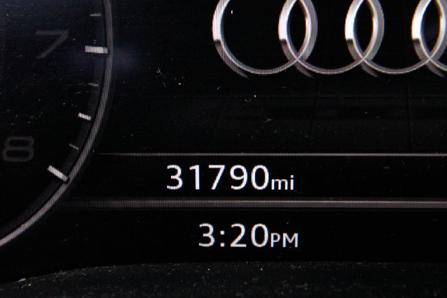 Used 2018 Audi SQ5 Prestige w/ Prestige Package AWD/4WD image 6