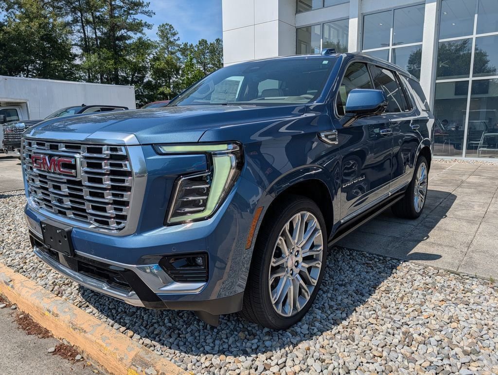 New 2026 GMC Yukon Denali w/ Denali Reserve Package AWD/4WD image 4