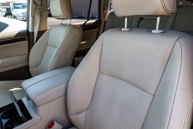 Used 2018 Lexus GX 460 Luxury w/ Preferred Accessory Package AWD/4WD image 28