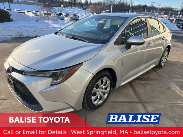 Used 2020 Toyota Corolla LE image 3