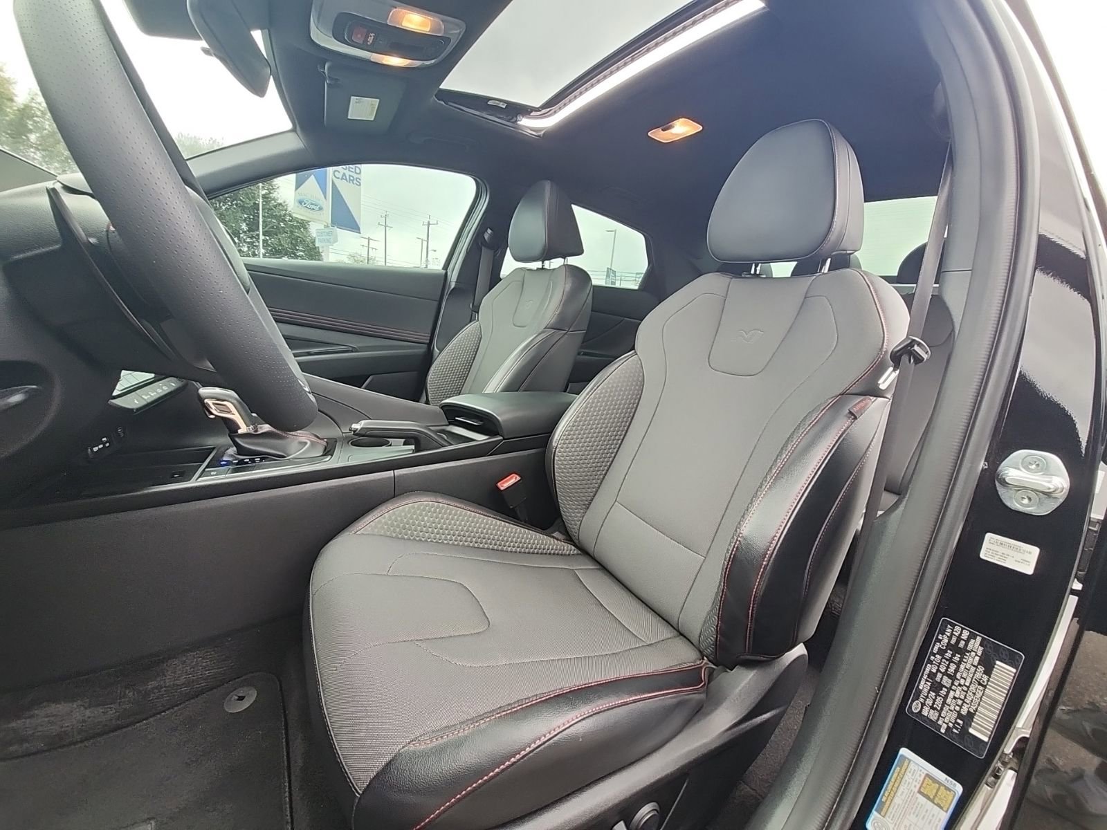 Used 2024 Hyundai Elantra N Line image 11