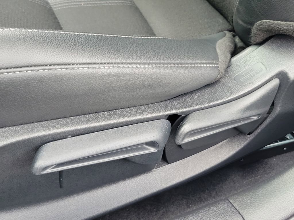 Certified 2025 Honda Civic Sport image 21