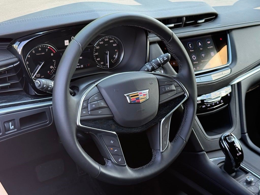 Certified 2025 Cadillac XT5 Premium Luxury AWD/4WD image 19
