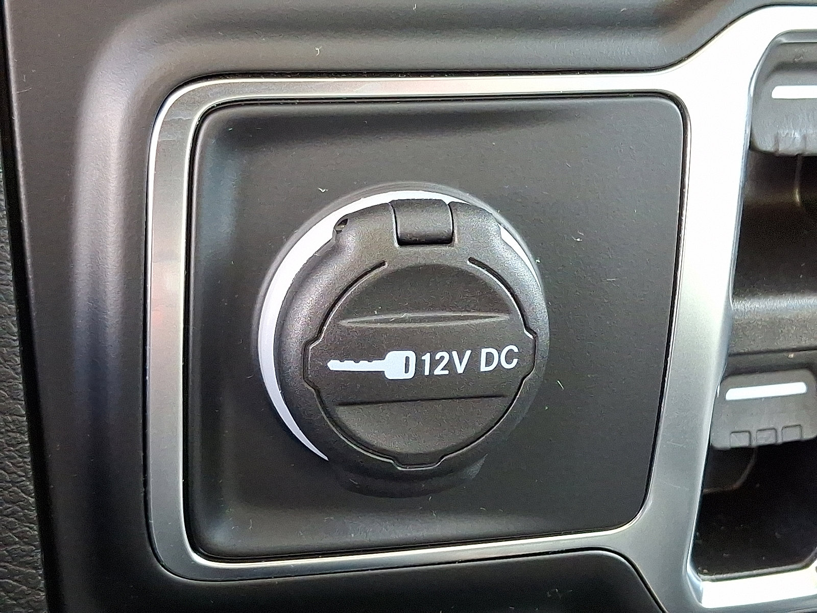 Used 2021 Jeep Wrangler Unlimited Sport image 23