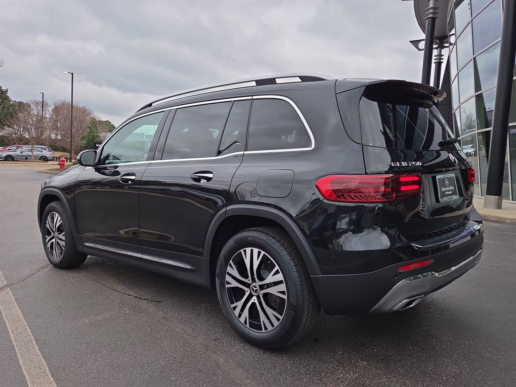 Certified 2026 Mercedes-Benz GLB 250 GLB 250 image 3