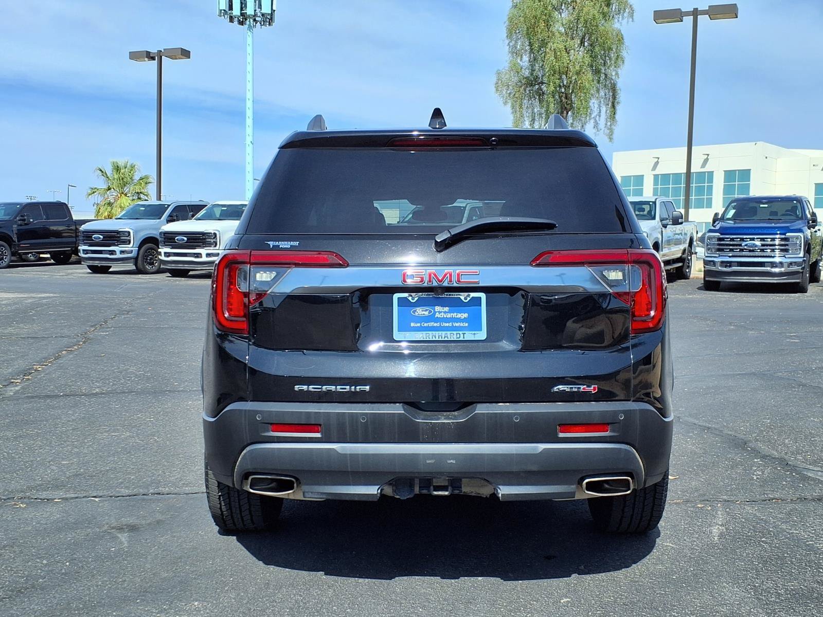 Used 2022 GMC Acadia AT4 w/ Technology Package AWD/4WD image 5