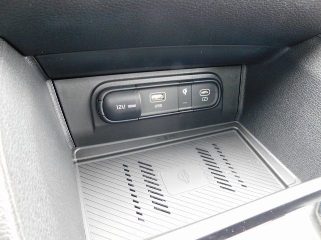 Used 2025 Kia Sportage SX image 26