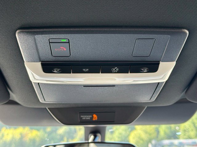 Used 2023 Nissan Pathfinder Rock Creek AWD/4WD image 17