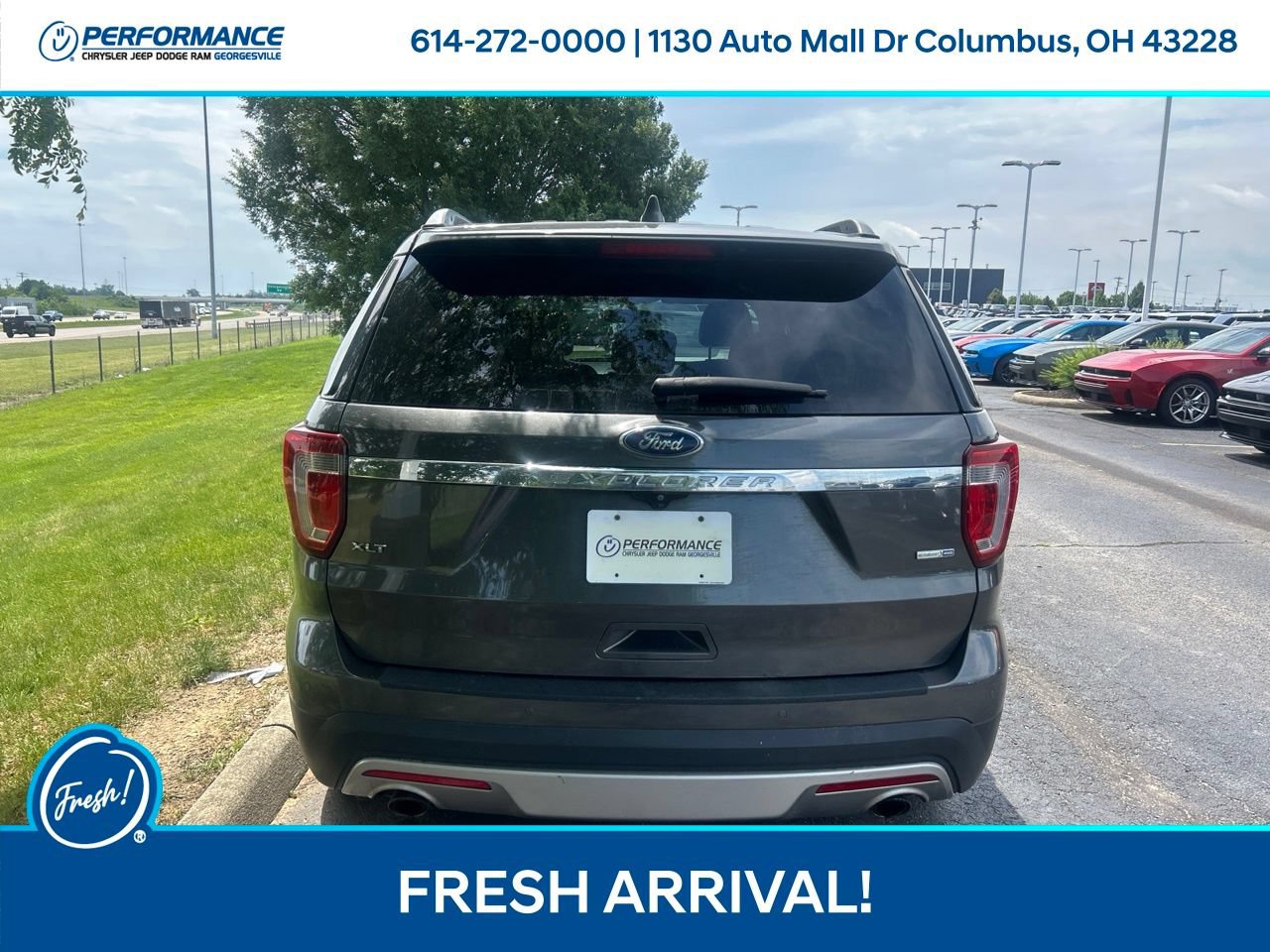 Used 2017 Ford Explorer XLT w/ Equipment Group 202A AWD/4WD image 5