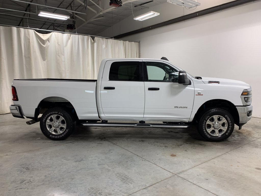 Used 2025 RAM 2500 Big Horn AWD/4WD image 17