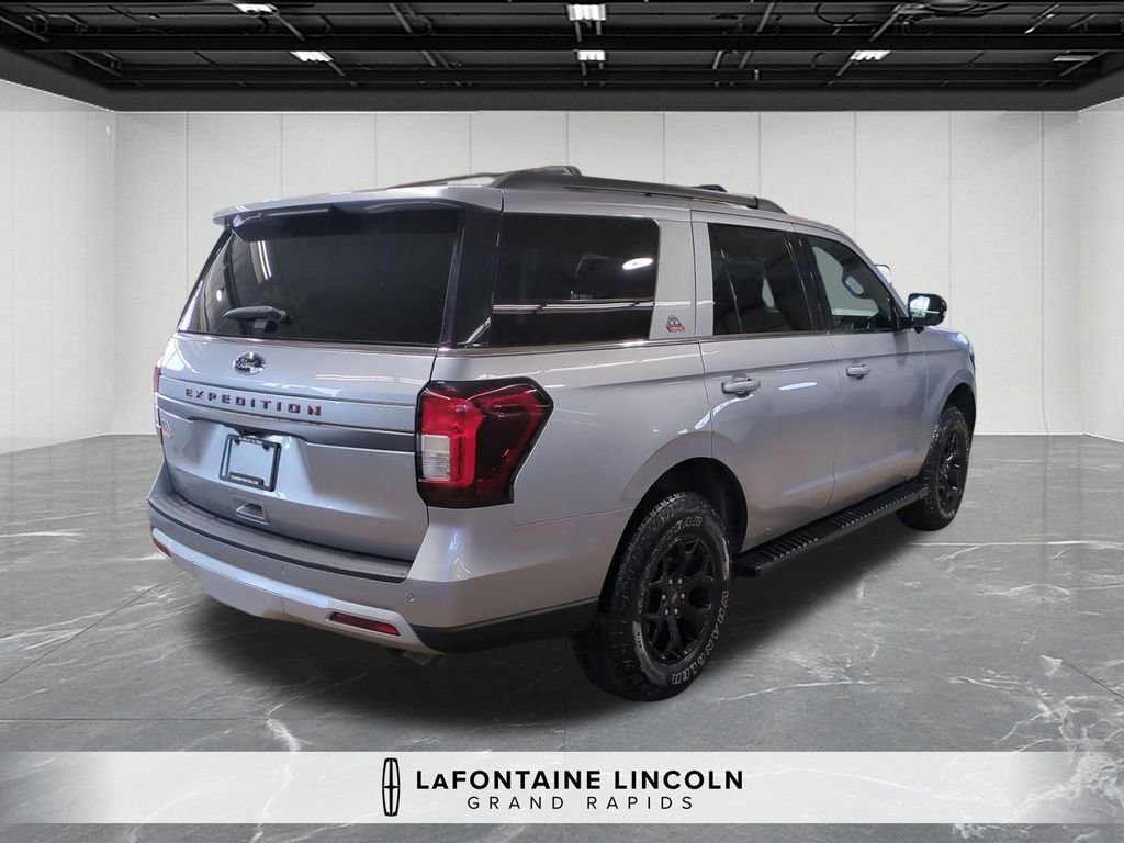 Used 2024 Ford Expedition Timberline image 5