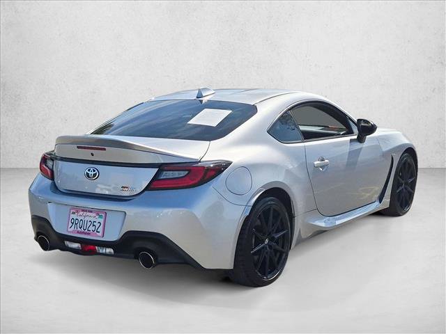Used 2025 Toyota GR86 Premium w/ ALL Weather Mat Package (TMS) RWD image 5