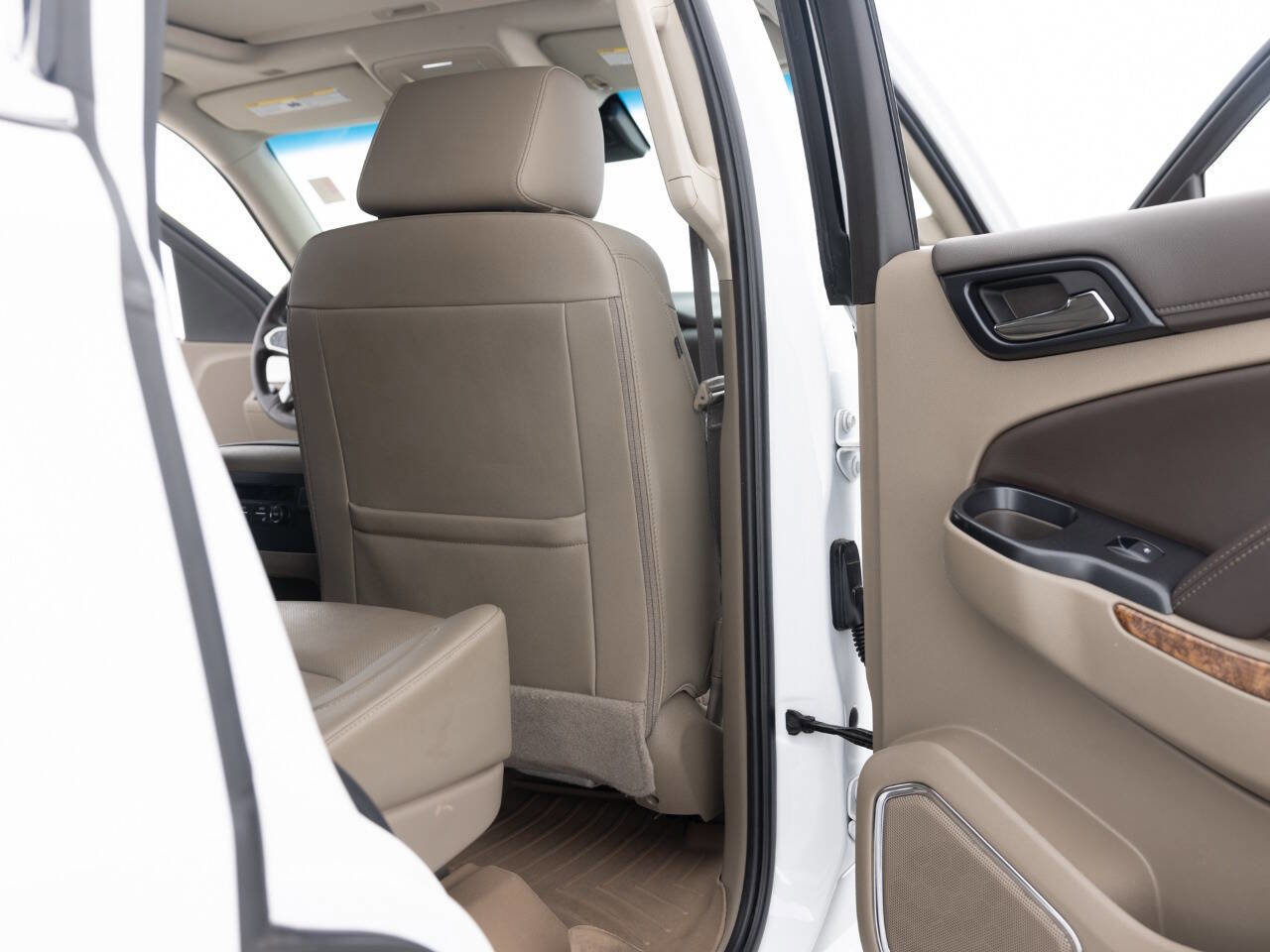 Used 2017 Chevrolet Tahoe Premier image 34