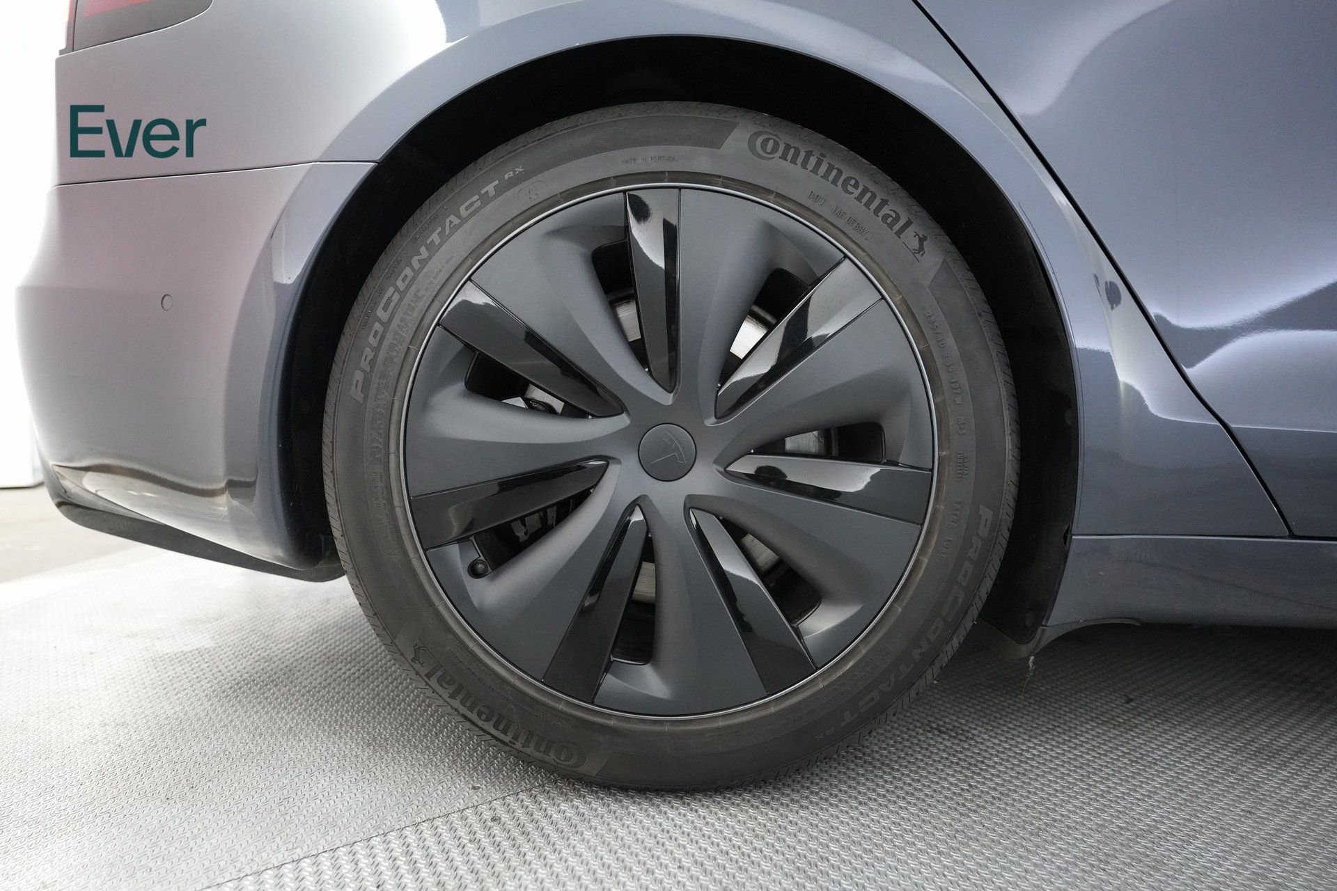 Used 2023 Tesla Model S Standard Range image 17