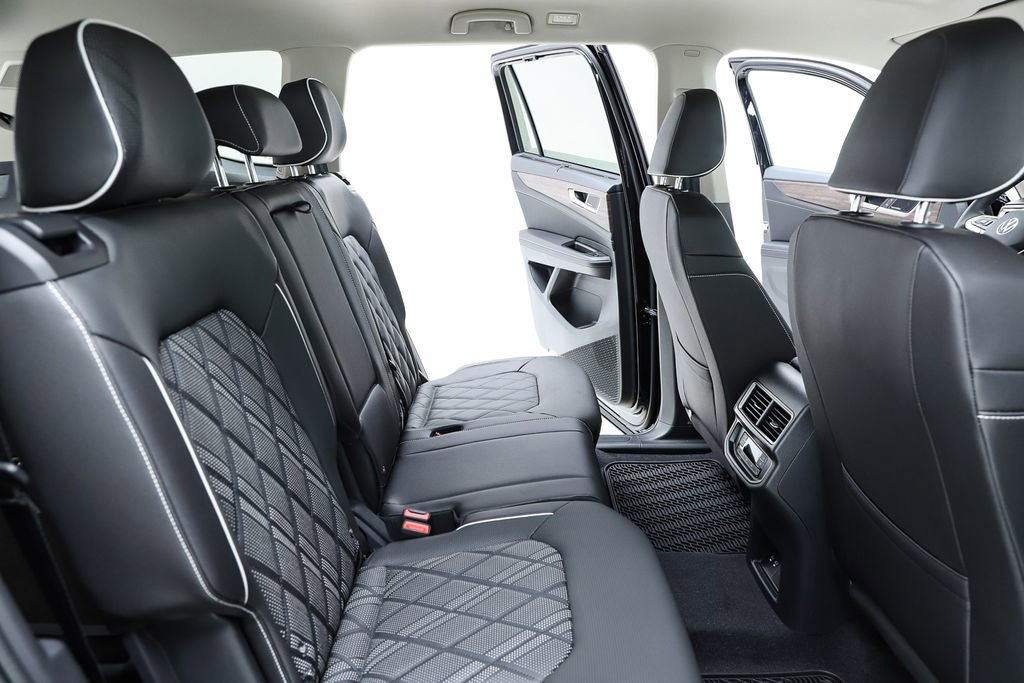 New 2026 Volkswagen Atlas SEL Premium R-Line image 38