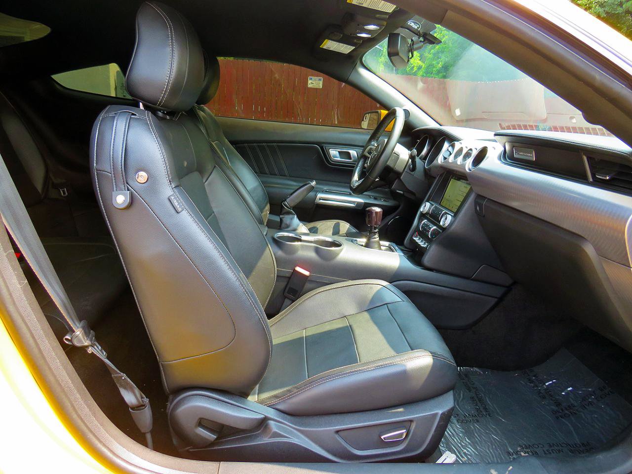 Used 2018 Ford Mustang GT Premium RWD image 33