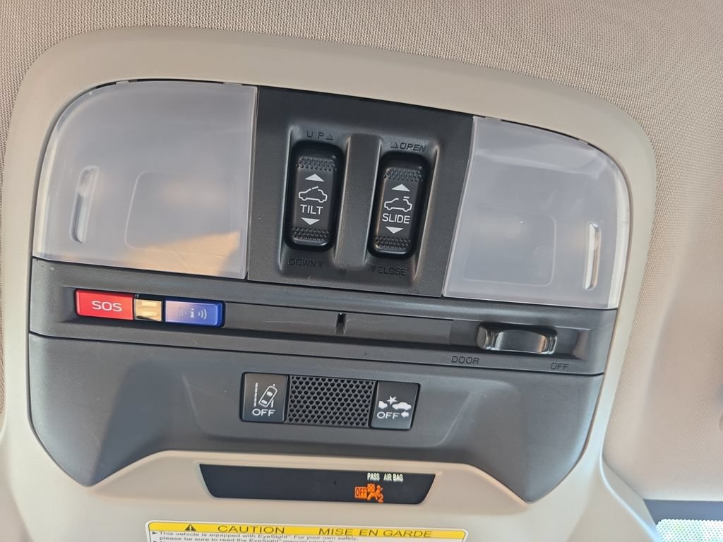Used 2020 Subaru Crosstrek 2.0i Premium w/ Moonroof Package 2 AWD/4WD image 27