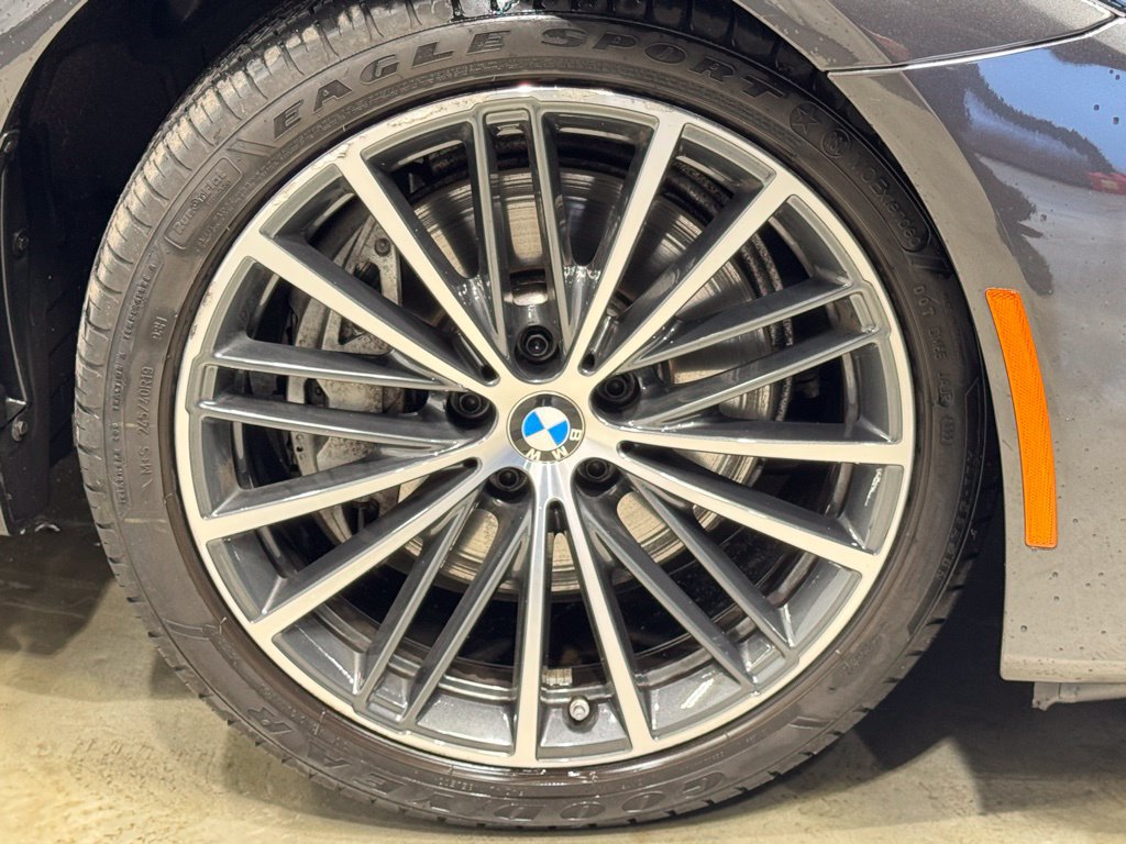 Used 2023 BMW 540i xDrive w/ Convenience Package AWD/4WD image 10