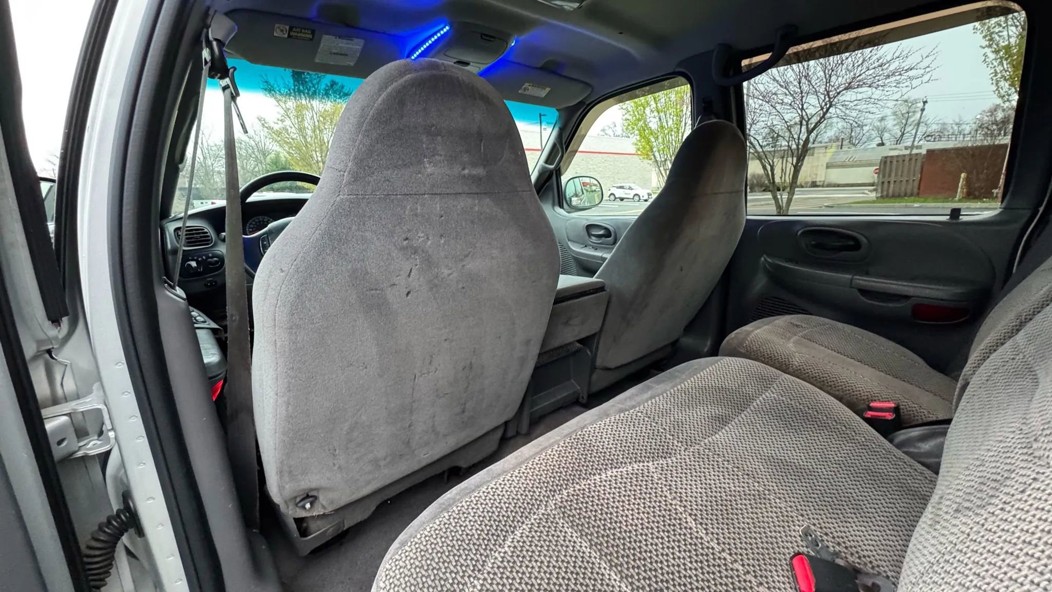 Used 2001 Ford F150 4x4 SuperCrew image 16