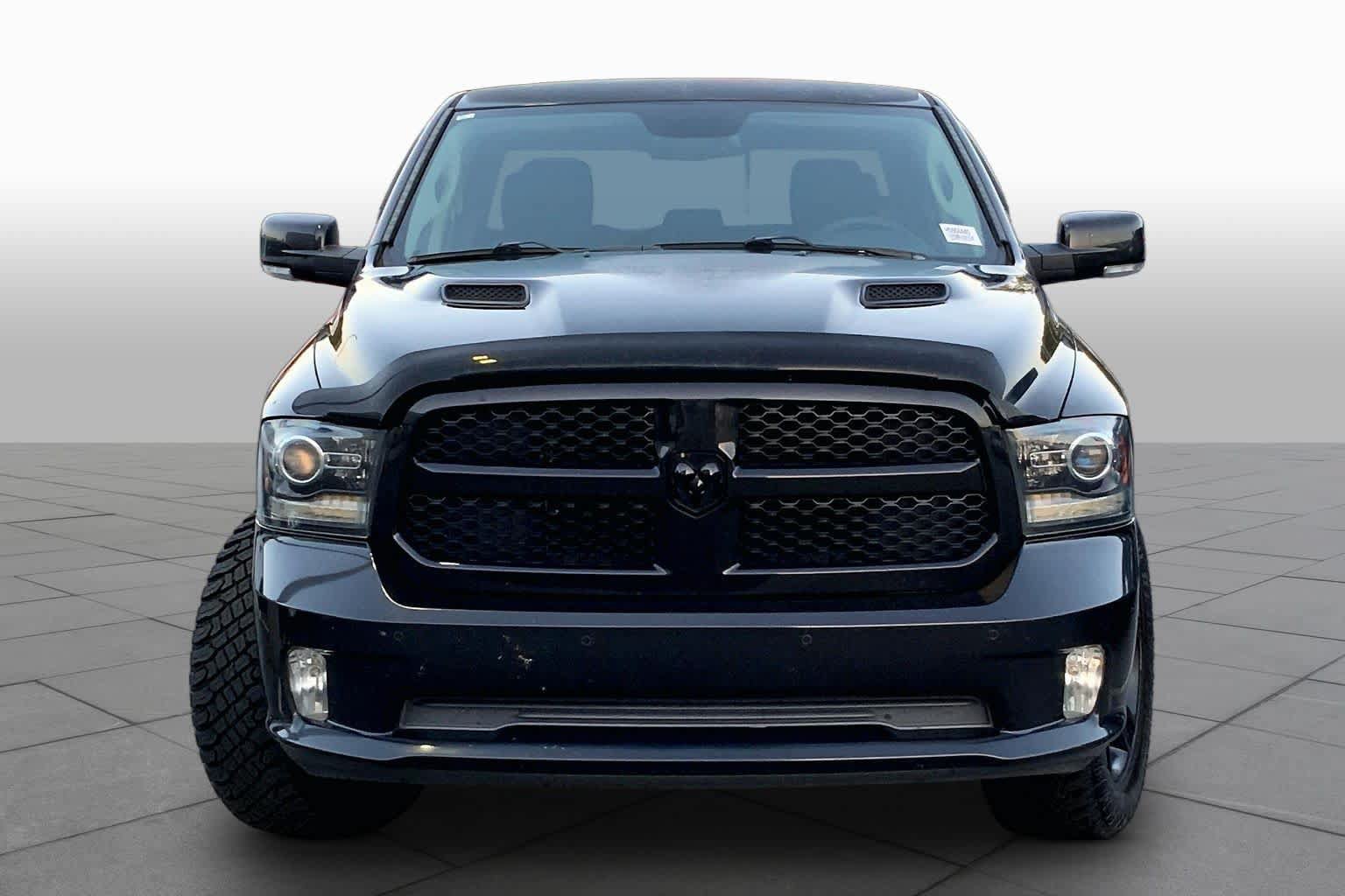 Used 2017 RAM 1500 Sport w/ Quick Order Package 26Q Night AWD/4WD image 4