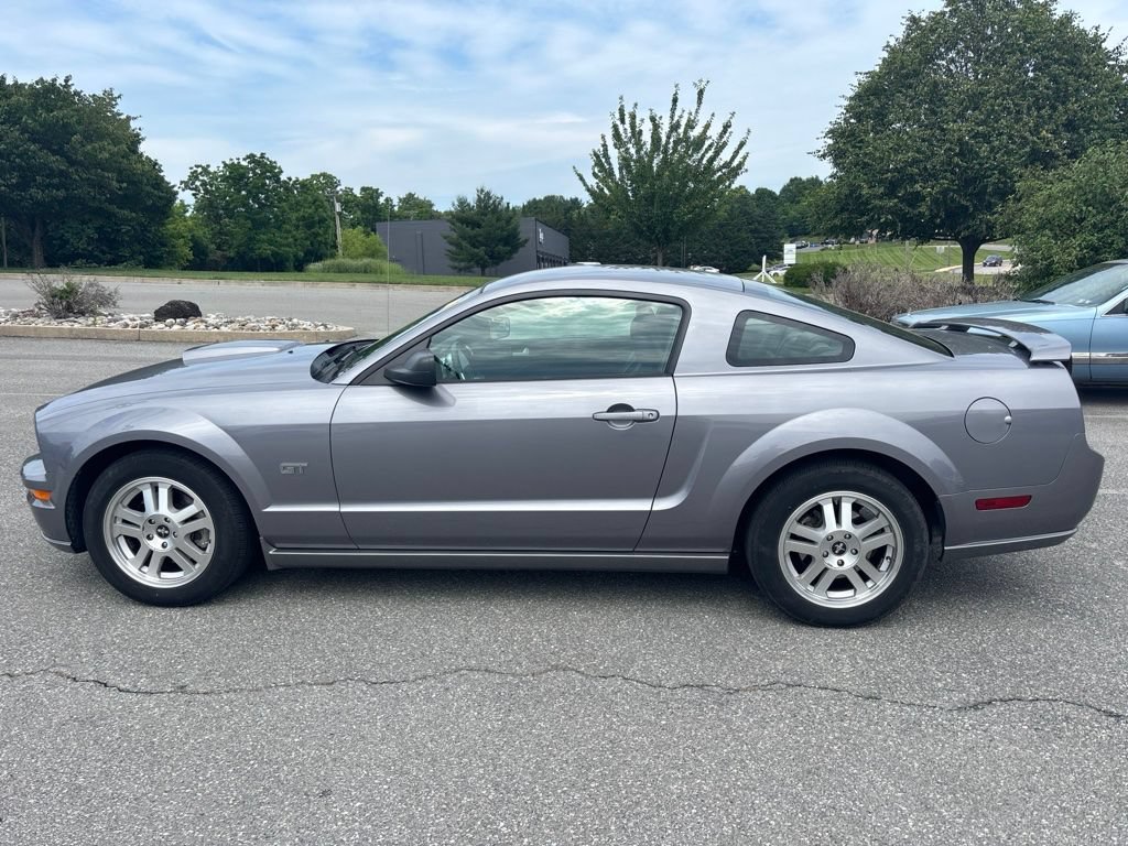 Used 2007 Ford Mustang GT Premium RWD image 6