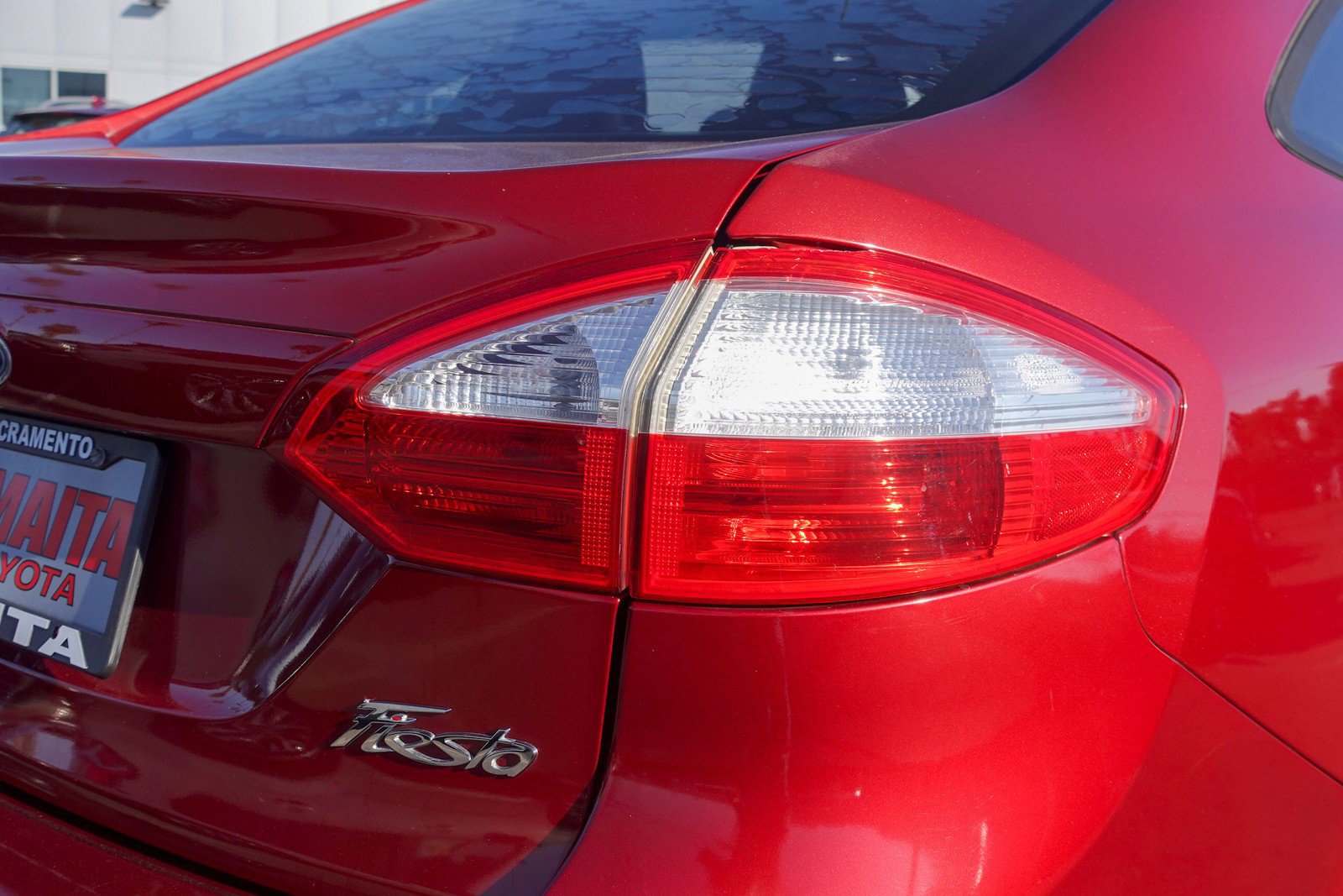 Used 2017 Ford Fiesta SE image 5